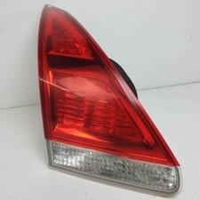 feu arrière intérieur gauche