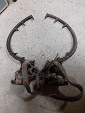 PAIRE DE GRIFFES ANCIENNES