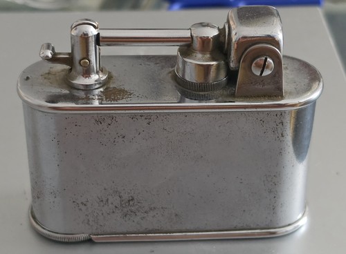 Briquet ancien table - ancien, --