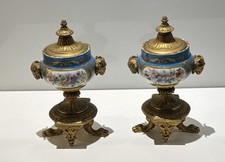 Paire d’urnes vintage en