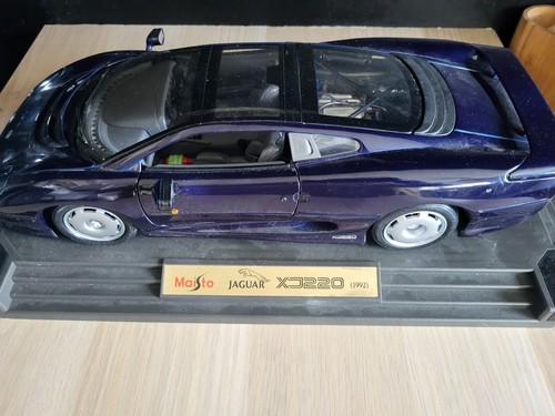 Jaguar 220 1992 bleu - 220,