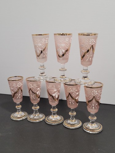 Verres pied liqueur - verres,