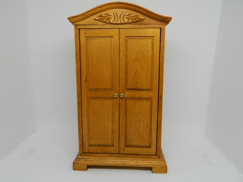 Meuble bois miniature - en,