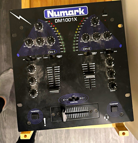 Numark dm1001x channel - dm1001x, 2-channel