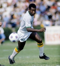 8x10 photo of International Soccer Legend Pele'.