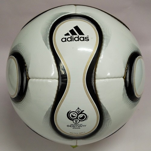 Adidas teimgeist football - adidas,