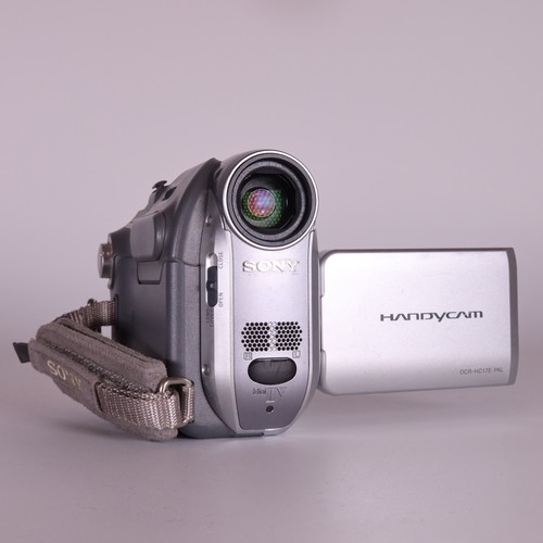 Sony dcr hc17e handycam video - dcr-hc17e,