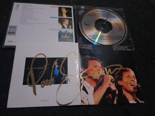 Paul simon autograph live - autograph,
