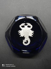 Sulfure,presse-papier signe du Zodiaque Scorpion en cristal de Baccarat ,signé .