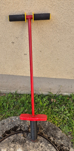 Baton sauteur rouge hauteur - baton, sauteur-rouge-hauteur