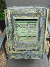 ANCIENNE BOITE AUX LETTRES