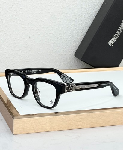 Chrome hearts model - hearts,