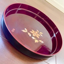 Ancien plateau en laque fleur