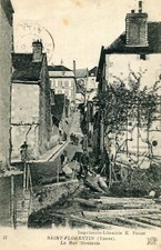 SAINT FLORENTIN card La rue Montante Le bois flotte sur l'eau