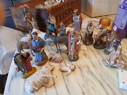 Crèche ancienne état - crèche,