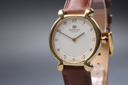 Presque comme neuf - [], montre