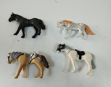 PLAYMOBIL Lot 4 Figurines