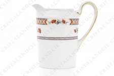 Pot à lait Pavot Rouge par l'Ancienne Manufacture Royale. Creamer Pavot Rouge