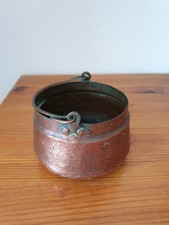 Petit chaudron en cuivre