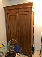 Armoire ancienne en noyer