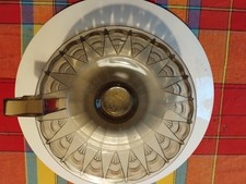 coupe ou tasse art déco verlys fumée 13cm signée