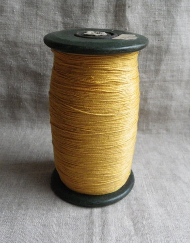 Grosse bobine fil - grosse, ancienne