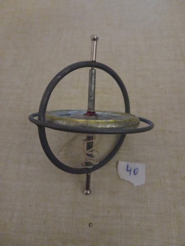 Jouet ancien gyroscope - jouet,