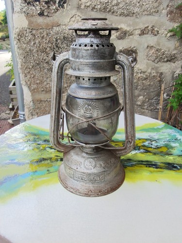 Ancienne lampe tempete - lampe,