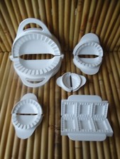 lot x5 Moule à chausson raviole ravioli dumpling / plastique blanc / voir photos