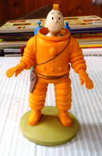 Figurine tintin a marche - figurine,