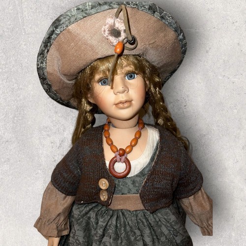 Poupée réaliste ancienne 57 - poupée,