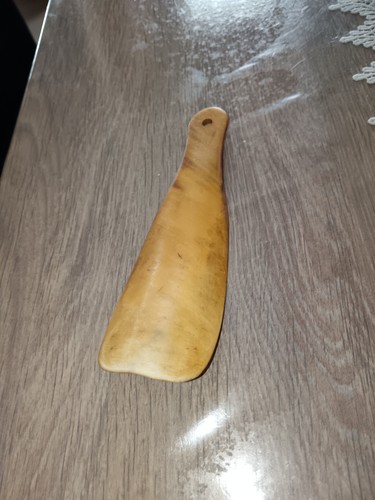 Chausse pied de - de, corne