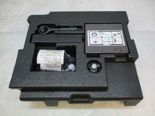 Porsche Panamera Emergency Flat Repair Kit Gel Pump Tools & Hook OEM 97072111500