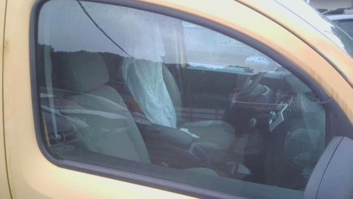 Vitre avant droit renault - vitre,