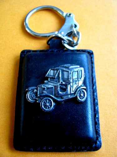 Ancien porte cle - , assurance