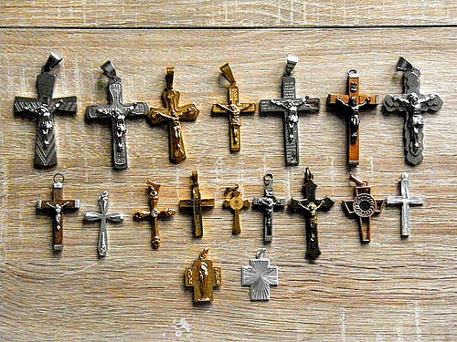 Lot croix crucifix - de, en