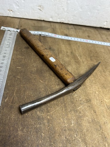 Marteau cordonnier tapissier - marteau,