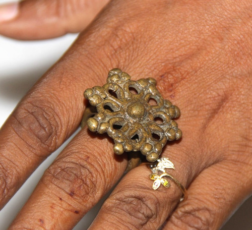 Bague ronde ancienne bronze - ronde,