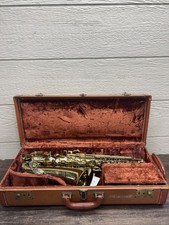 Vintage Buescher Aristocrat 140 Series III True Tone Alto Saxophone & Hard Case