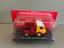 Voiture Miniature Renault 2,5