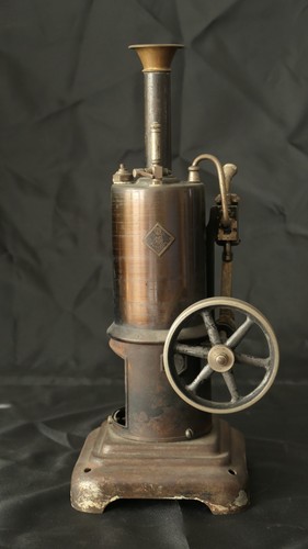 Machine vapeur verticale - machine,