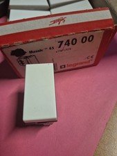 Legrand 74000 - Interrupteur