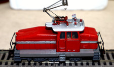 A    VENDRE   UNE  LOCOMOTIVE