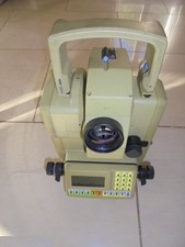 THEODOLITE LEICA TC1610
