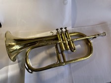 Bugle ancien mais en état de jeu, Couesnon, date de 1928, en étui