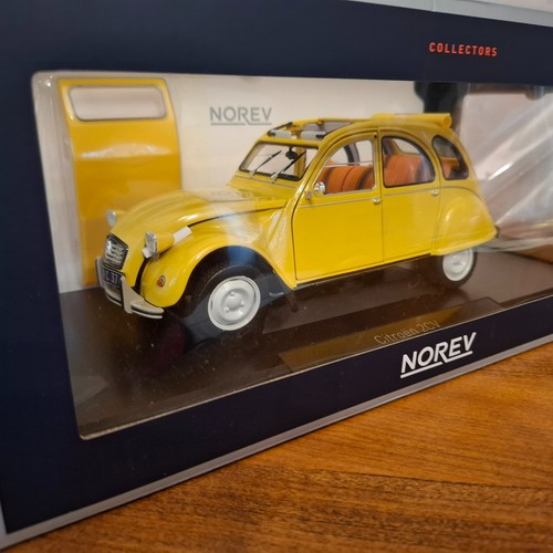 Citroen 2cv club - 2cv, jaune