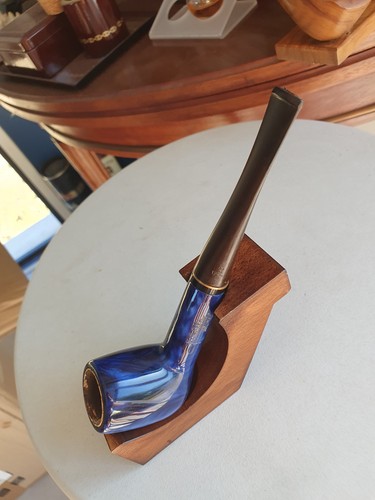 Belle pipe bleue - , en