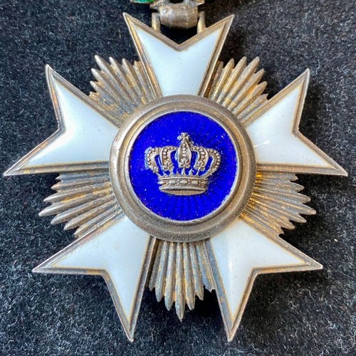 Ordre couronne de - la,