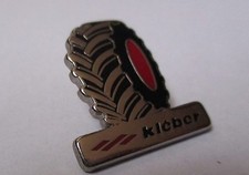 Pin's pneu Kleber (signé Drago)