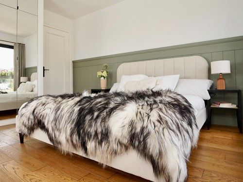Giant sheepskin triple - sheepskin,